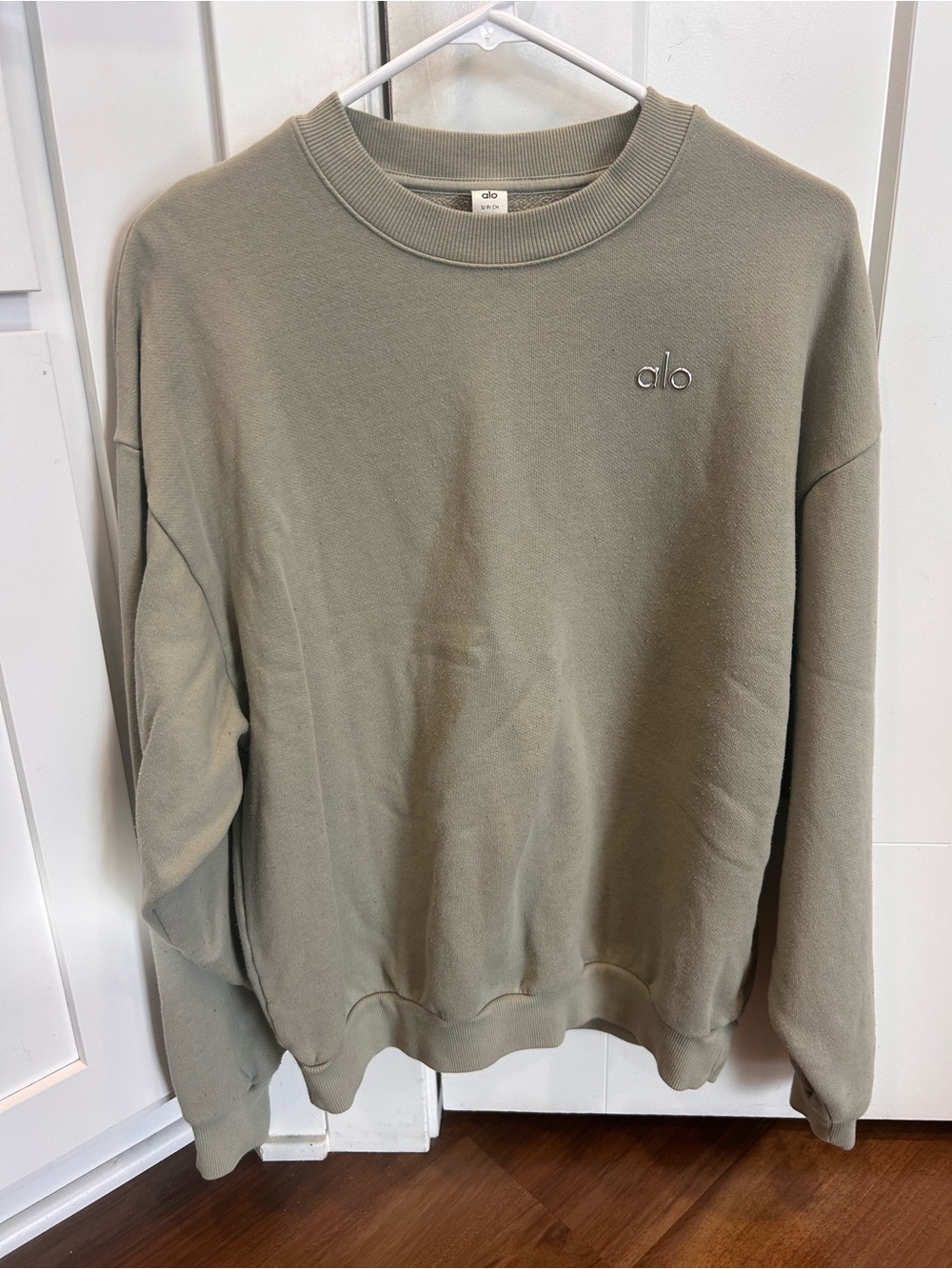Alo Yoga Accolade Crewneck